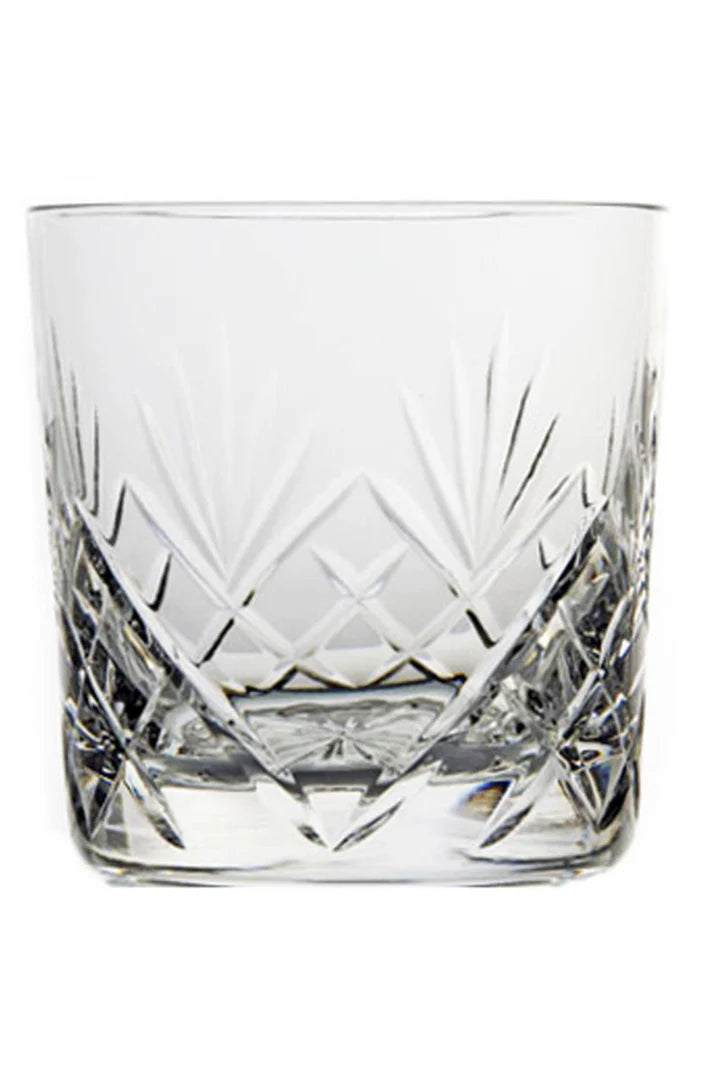 Alba Whisky Glencairn Skye Rocks Tumbler in gift box, clear whisky glass with a rounded bowl and sturdy base, perfect for tasting.