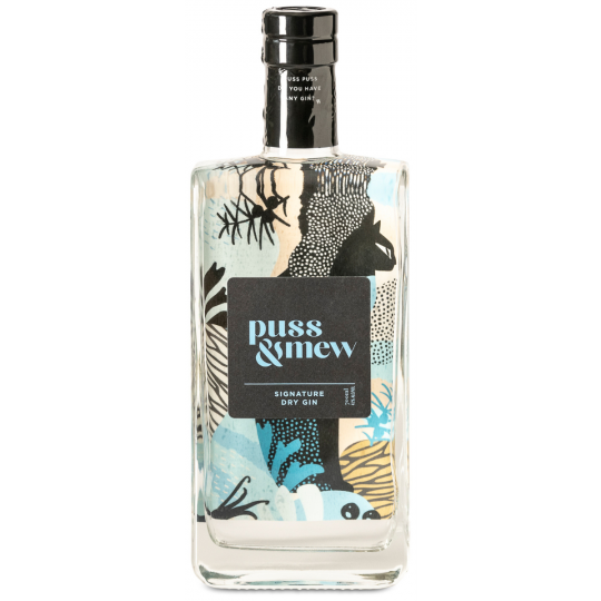 Australian dry gin bottle labeled Paramount Puss And Mew Signature Dry Gin, 700mL, with a sleek glass and stylish label.