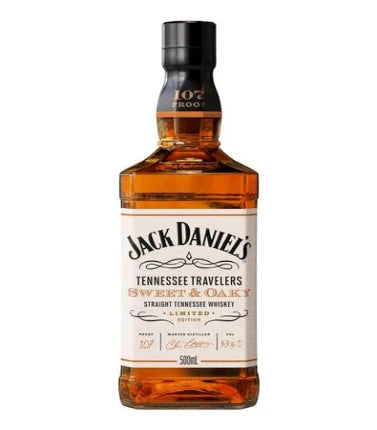 Paramount Jack Daniels Tennessee Travelers Sweet & Oaky Whiskey 500ml bottle with label and cap, close-up shot.